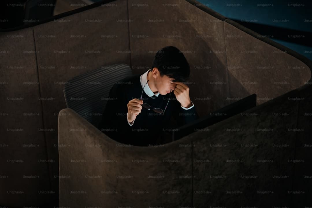 宋佳佟丽娅电影《轻于鸿毛》七夕定量点映 带上姐妹一同高兴动身
